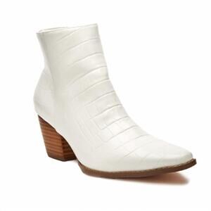NEW MATISSE women's spade booties in white croc vegan leather